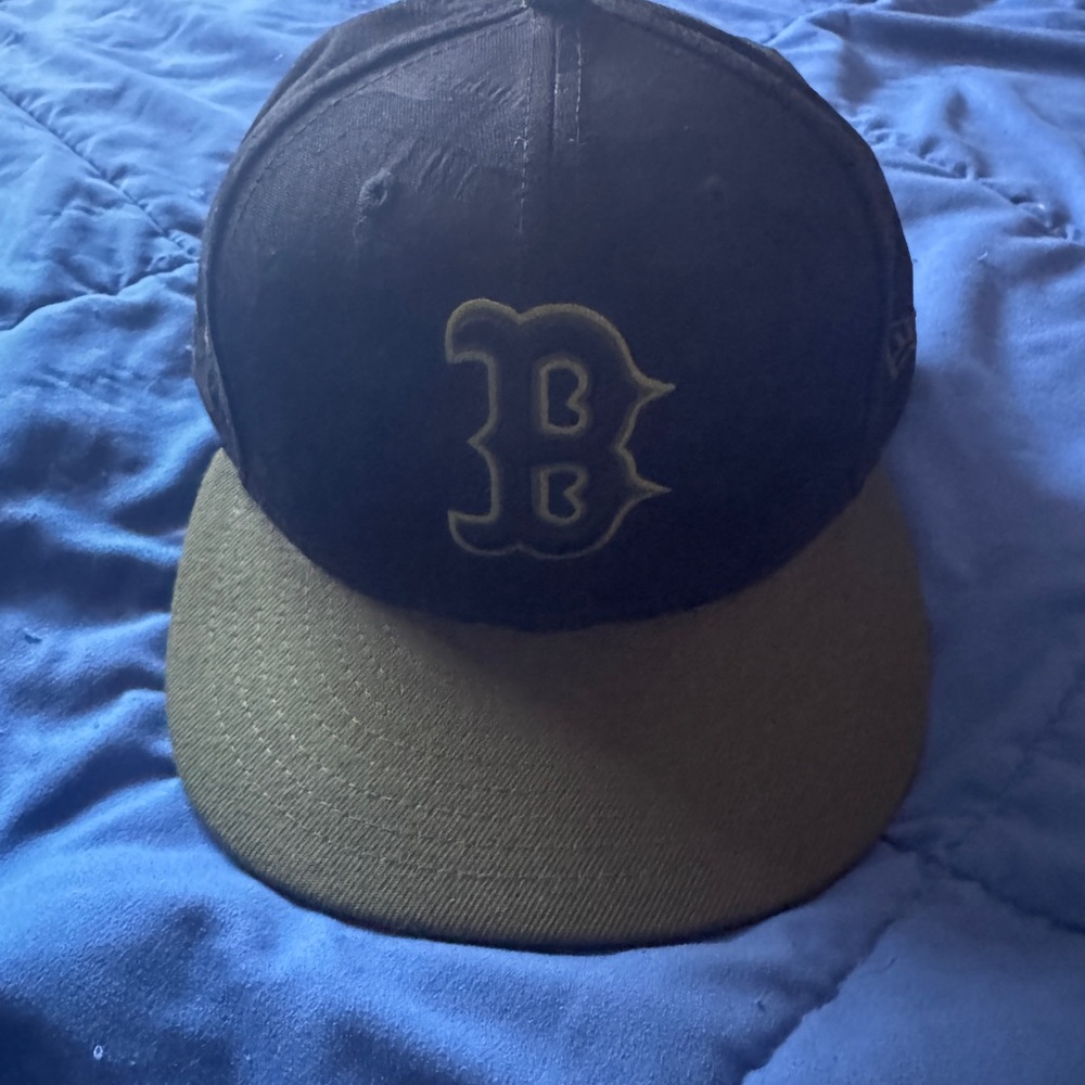 2018 Boston Red Sox Armed Forces (Memorial Day) On-Field Hat